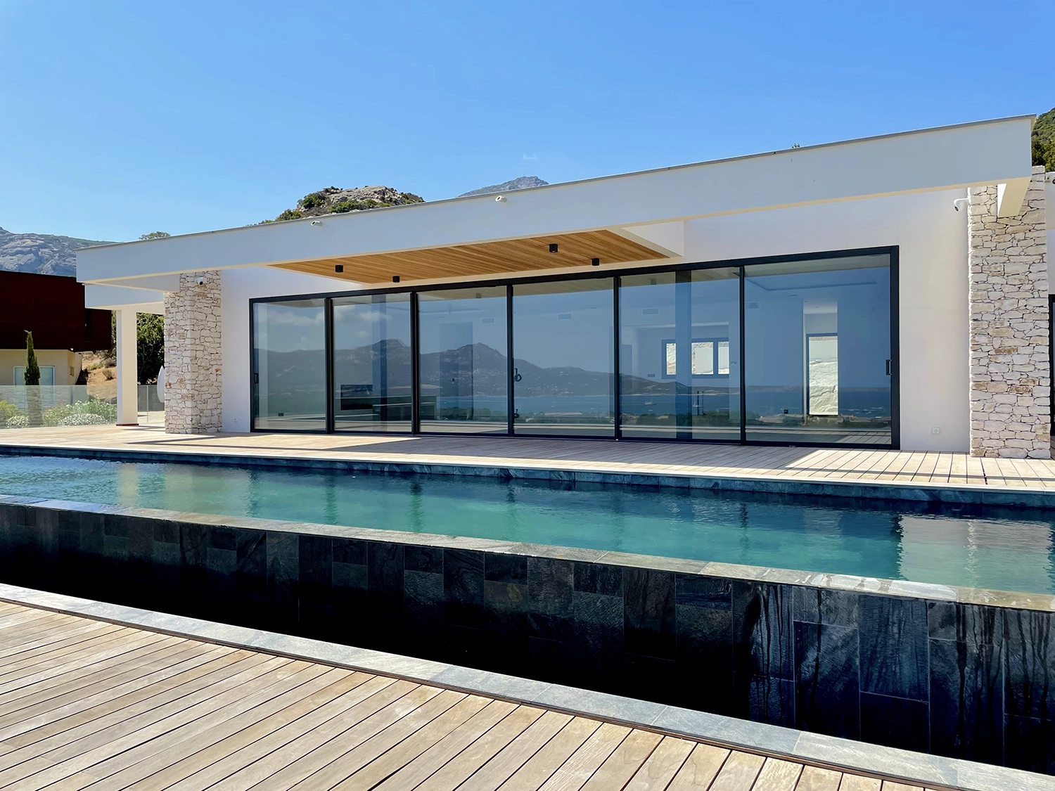 menuisea-artisan-menuisier-var artisan menuisier var